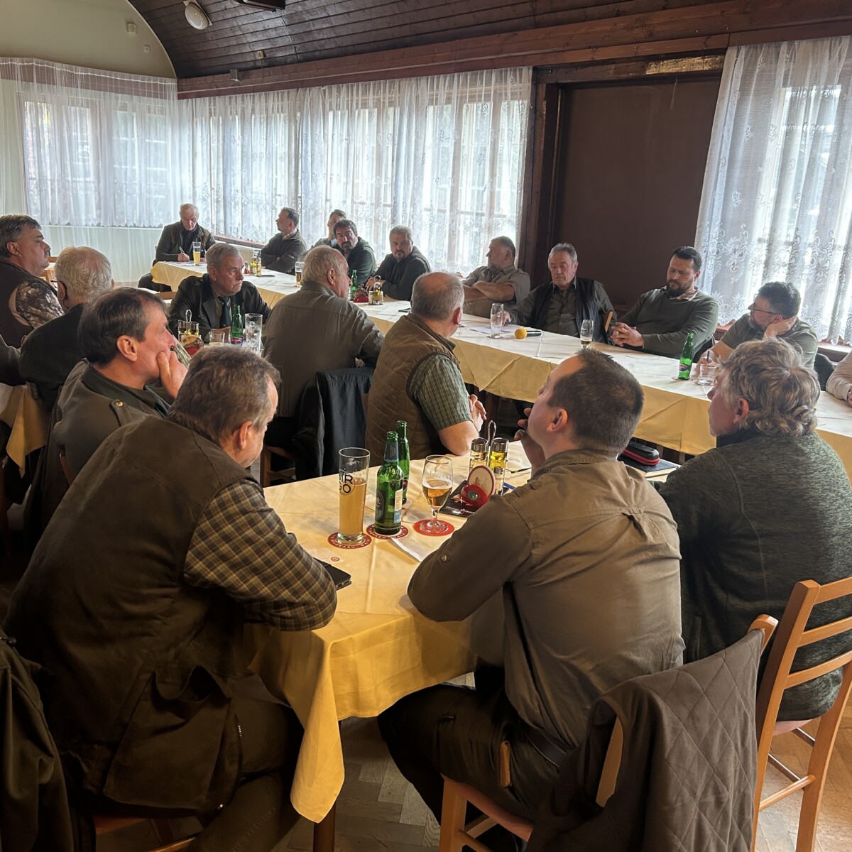 1.SETKÁNÍ NAŠEHO SPOLKU SE STATUTÁRNÍMI ZÁSTUPCI Z ŘAD ČLENŮ I NEČLENŮ ČMMJ